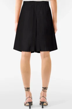 DAMES DRYKORN GROUND